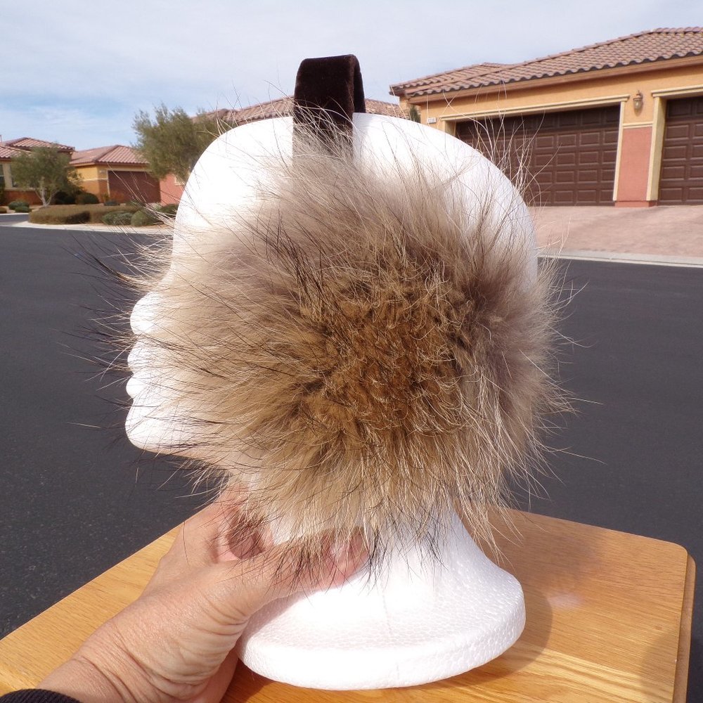 real FINN RACCOON fur earmuffs - asiatic tanuki XL